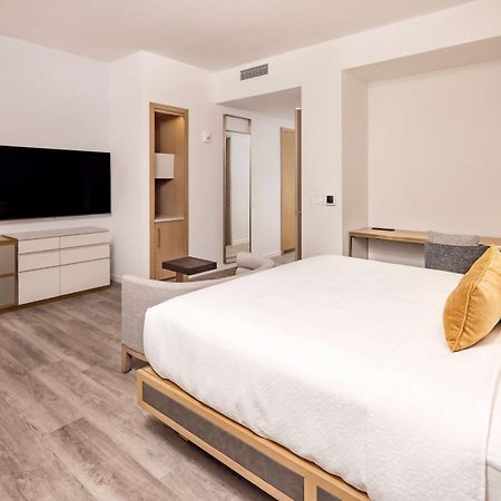 Hilton Club The Central At 5Th New York Bagian luar foto
