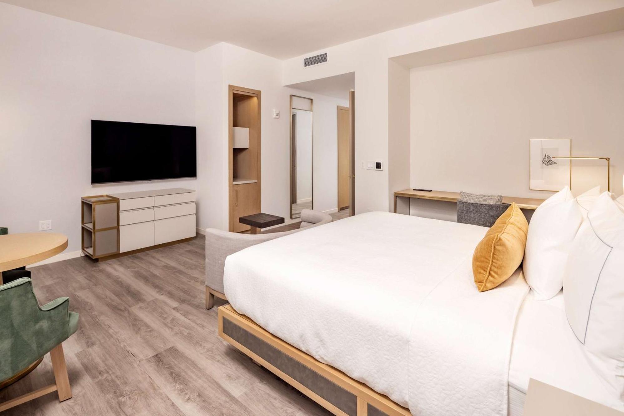 Hilton Club The Central At 5Th New York Bagian luar foto