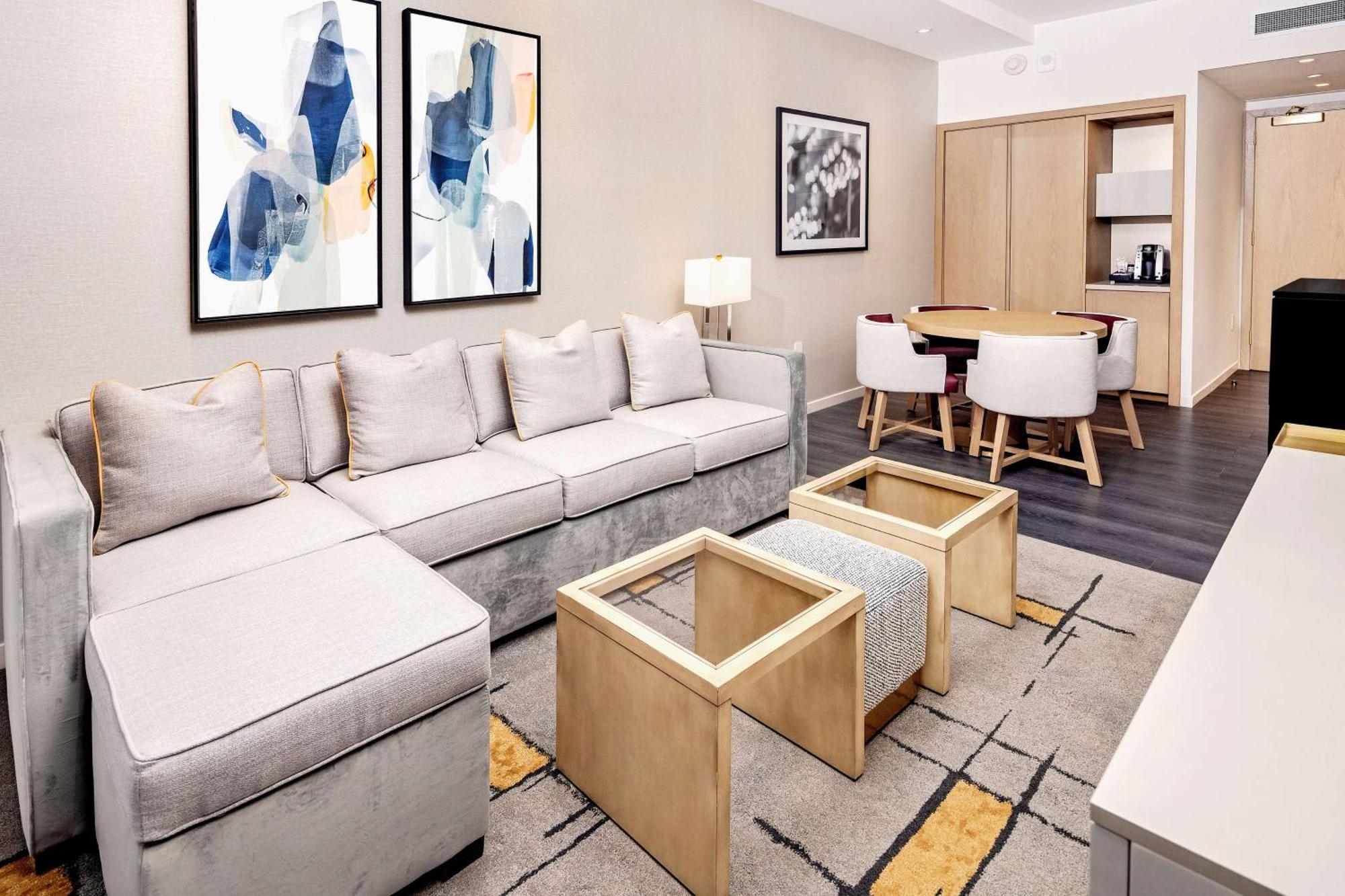 Hilton Club The Central At 5Th New York Bagian luar foto