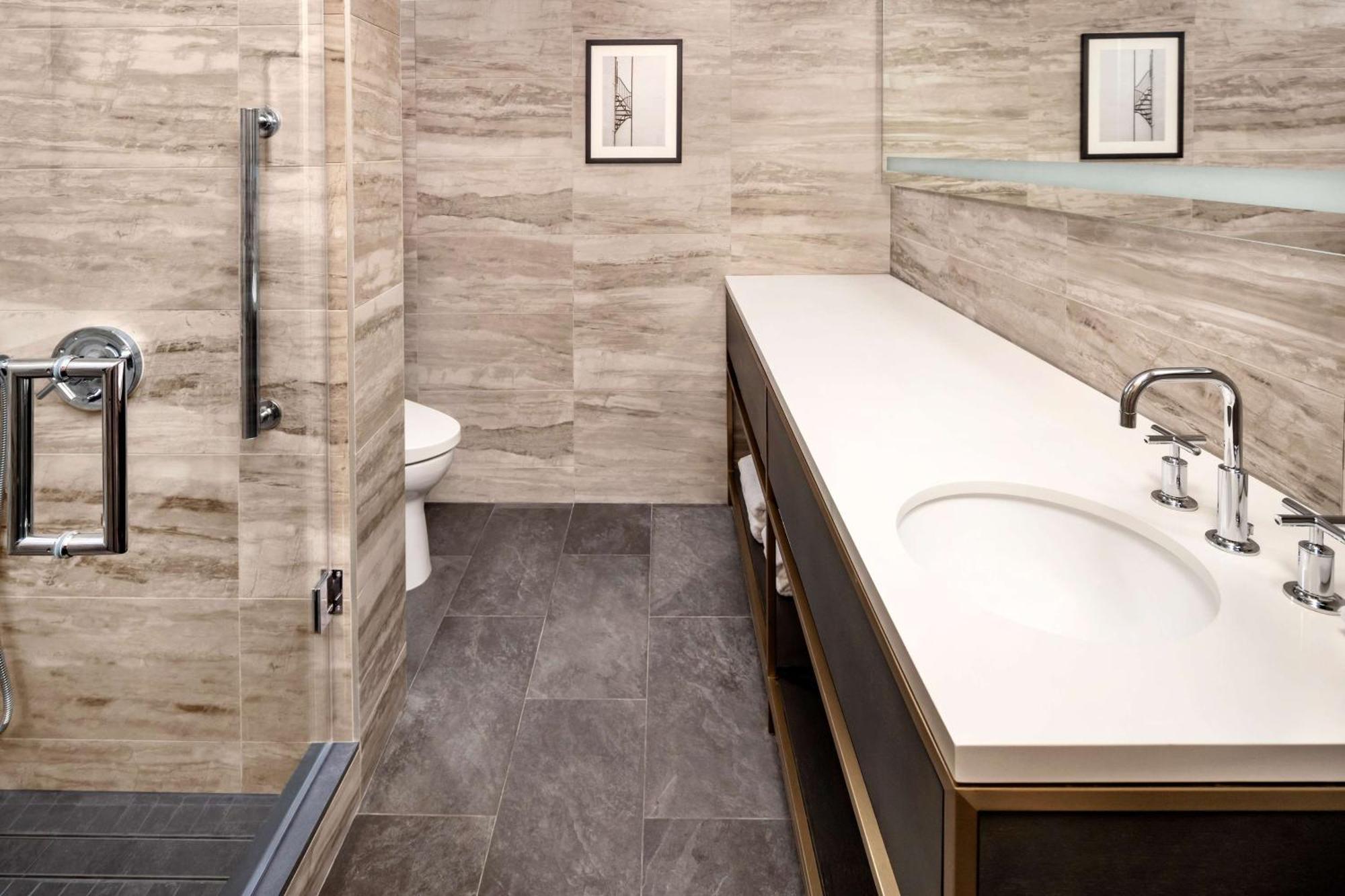 Hilton Club The Central At 5Th New York Bagian luar foto